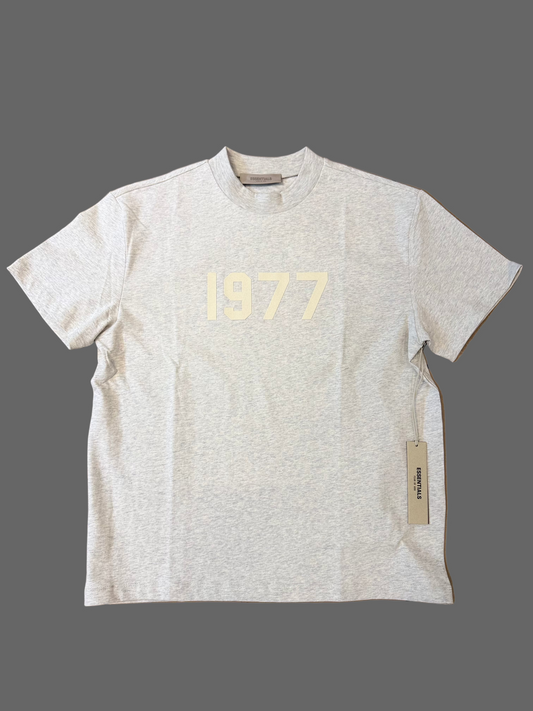 LIGHT OAT 1977 ESSENTIAL TEE